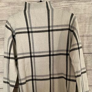 Max Studio Medium Mock Neck Medium Sweater with grey plaid pattern